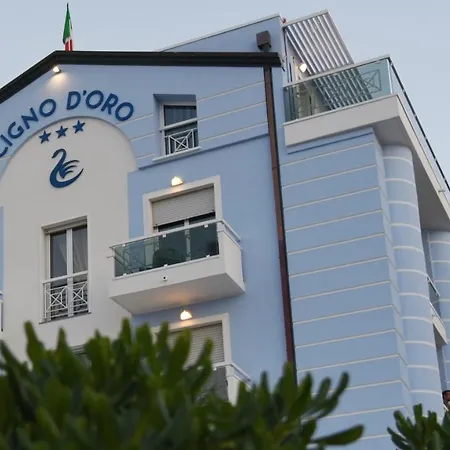 מלון Cigno D'oro