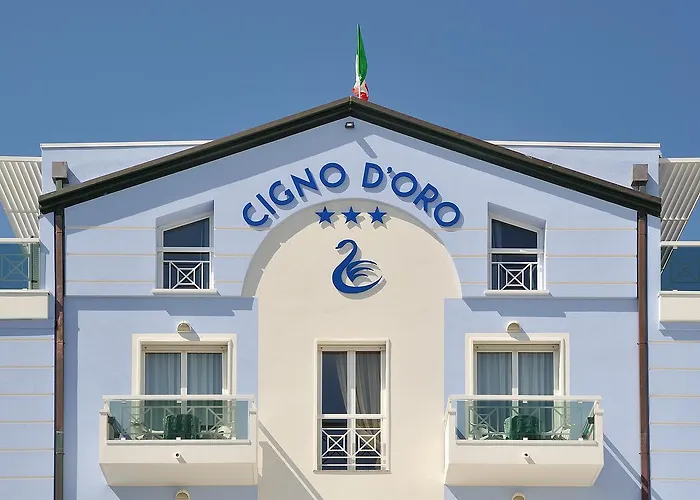 Hotel Cigno D'oro 3*