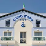 Отель Cigno D'oro 3*
