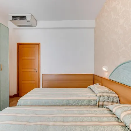 Hotel Cigno D'oro Riccione