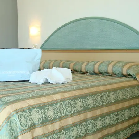 فندق Cigno D'oro 3*